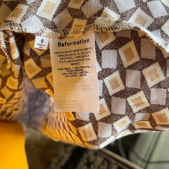 REFORMATION- mavi geometric-print dresss8 - Picture 5 of 5